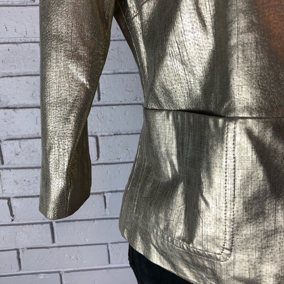 🦄Chico’s Limited Edition Glamorous Gold Jacket - Picture 3 of 8